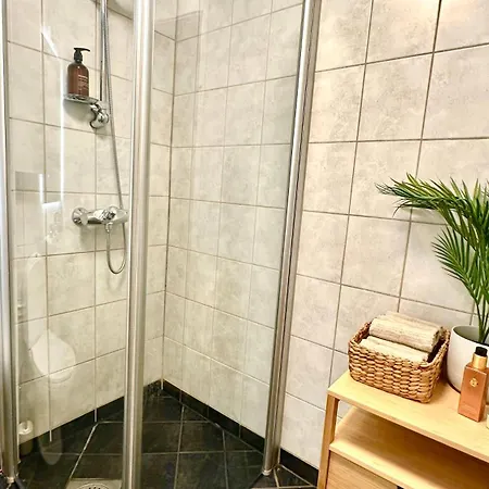 Modern Suites, Excellent Location In The Heart Of Apartment Bergen