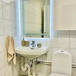 Modern Suites, Excellent Location In The Heart Of Μπέργκεν