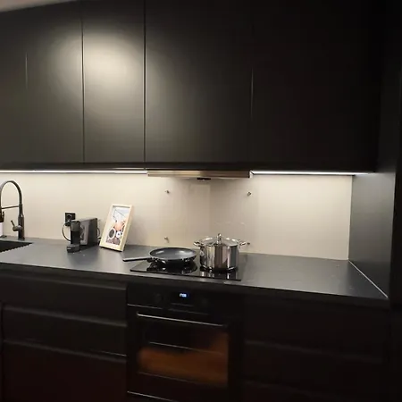 Modern Suites, Excellent Location In The Heart Of Apartament *