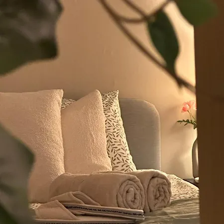 Modern Suites, Excellent Location In The Heart Of Lejlighed *