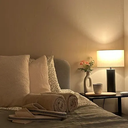 Lejlighed Modern Suites, Excellent Location In The Heart Of