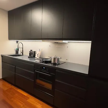Lejlighed Modern Suites, Excellent Location In The Heart Of
