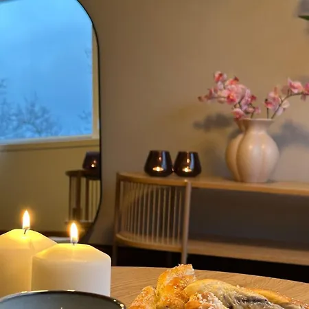 Lejlighed Modern Suites, Excellent Location In The Heart Of