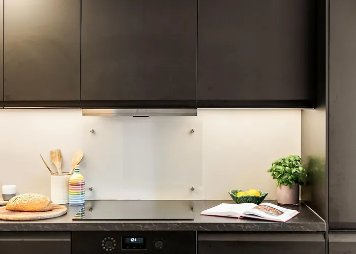 Appartement Modern Suites, Excellent Location In The Heart Of